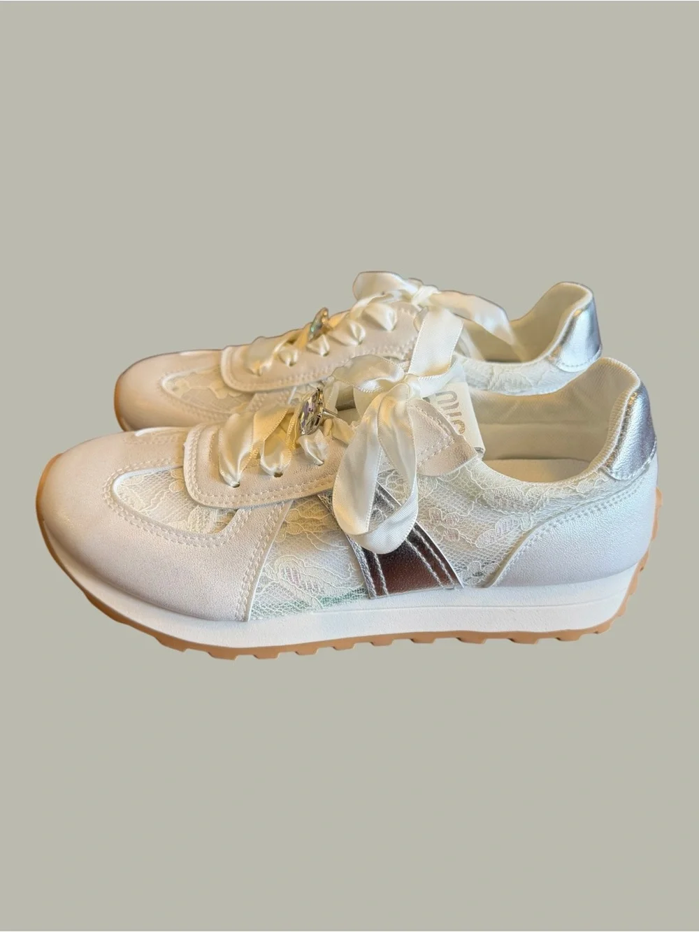 Lace Ribbon Detail Women’s White Sneakers - Picture 6 of 8
